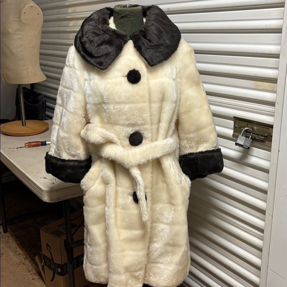 Vintage Sears Chic Faux Fur Coat with Black Accents